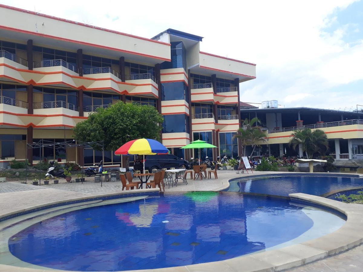 Bukit Kenari Hotel & Restaurant Parepare Exterior foto